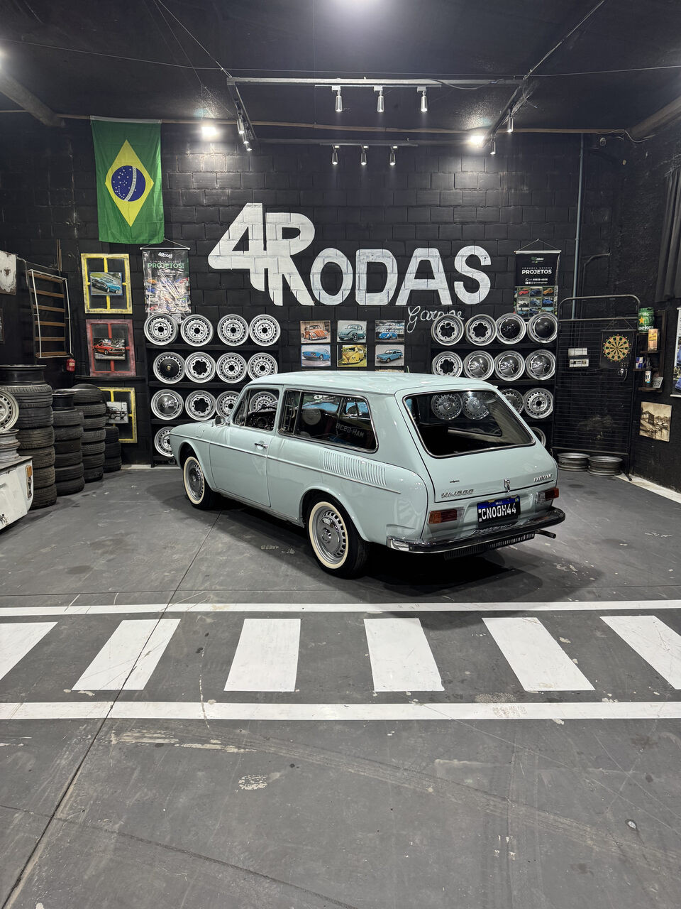 Projeto - VW Variant 1972 - 1600cc dupla carburação - Azul Diamante + R$ 700,00 (Para auxiliar nas despesas de transporte) - miniatura 2